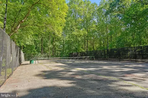 5905 Noblestown Rd #H, Springfield, VA 22152 photo 33