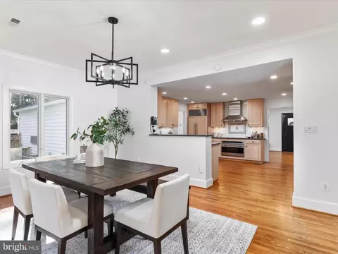 Dining - 933 Ridge Dr, Mclean, VA 22101 photo 4 of 4
