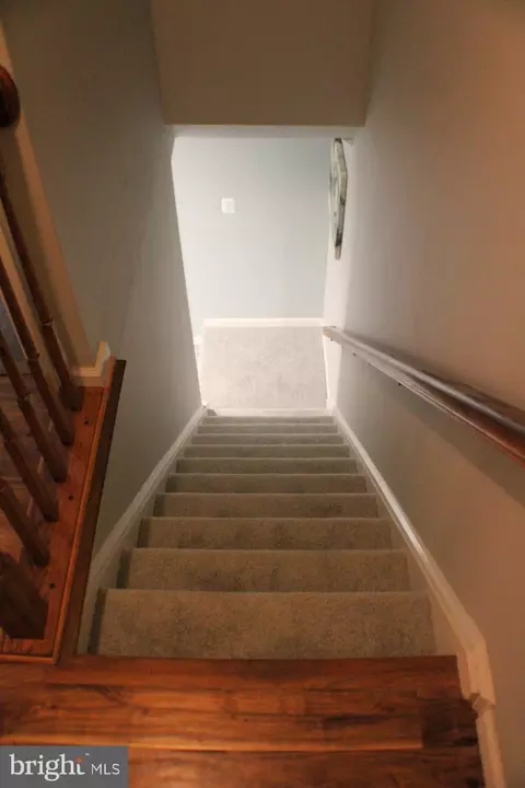 Entry Way - 2212 Chamblee Pl, Herndon, VA 20170 photo 3 of 4