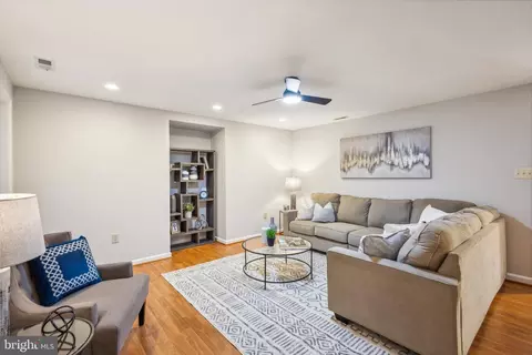 1716 Esquire Ln, Mclean, VA 22101 photo 34