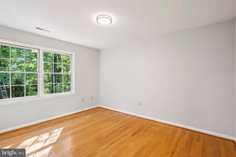 1716 Esquire Ln, Mclean, VA 22101 photo 29