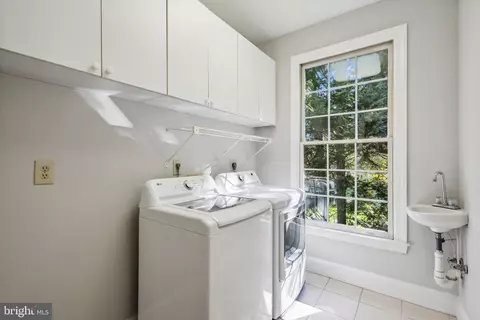 1716 Esquire Ln, Mclean, VA 22101 photo 17