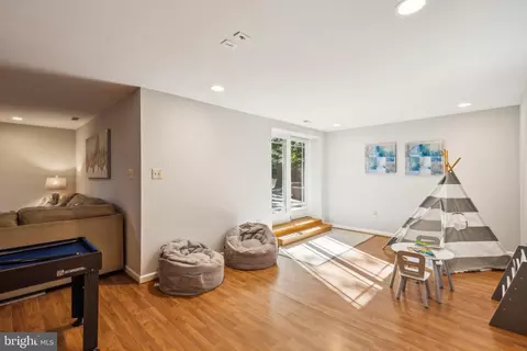 1716 Esquire Ln, Mclean, VA 22101 photo 35
