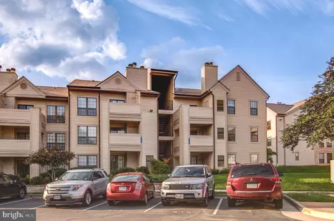 6917 F Mary Caroline Cir, Alexandria, VA 22310