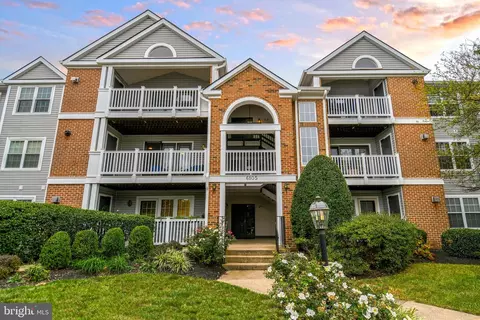 6105 Wigmore Ln #E, Alexandria, VA 22315