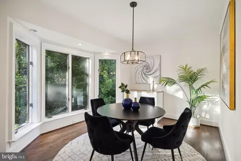 Dining - 1400 Ingeborg Ct, Mclean, VA 22101 photo 4 of 5