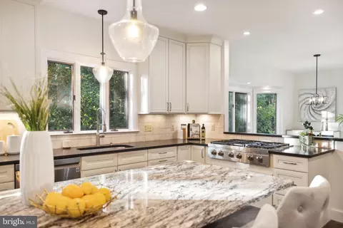 Kitchen - 1400 Ingeborg Ct, Mclean, VA 22101 photo 2 of 4