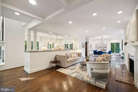 Entry Way - 1400 Ingeborg Ct, Mclean, VA 22101 photo 1 of 6