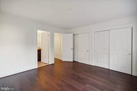 Bedroom - 1400 Ingeborg Ct, Mclean, VA 22101 photo 4 of 8