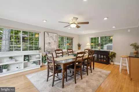 Dining - 8483 Falling Leaf Rd, Springfield, VA 22153 photo 2 of 3