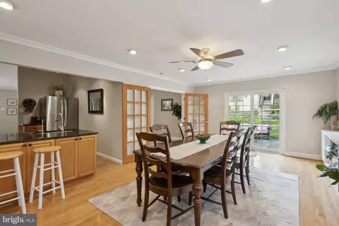 Dining - 8483 Falling Leaf Rd, Springfield, VA 22153 photo 3 of 3