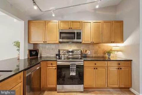 Kitchen - 8483 Falling Leaf Rd, Springfield, VA 22153 photo 5 of 5