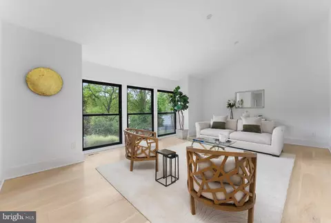 Living - 1044 Bellview Rd, Mclean, VA 22102 photo 2 of 4