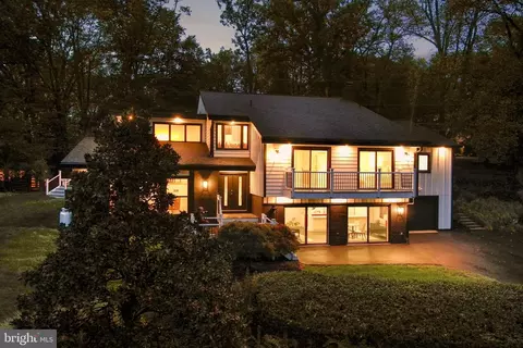 Exterior - 1044 Bellview Rd, Mclean, VA 22102 photo 18 of 20