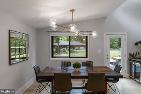 Dining - 1044 Bellview Rd, Mclean, VA 22102 photo 3 of 7