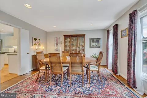 1142 Randolph Rd, Mclean, VA 22101 photo 21