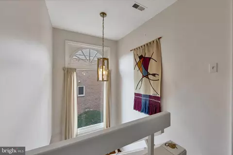 1142 Randolph Rd, Mclean, VA 22101 photo 28