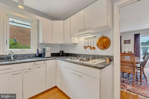 1142 Randolph Rd, Mclean, VA 22101 photo 27
