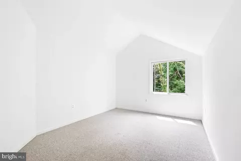 11919 Moss Point Ln, Reston, VA 20194 photo 34