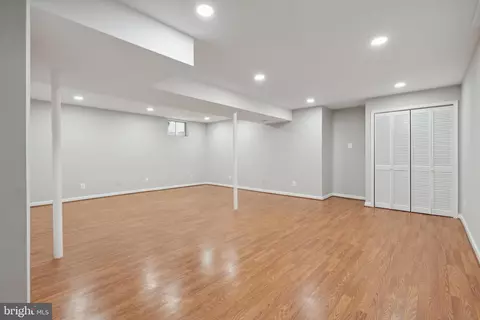 2053 Cobblestone Ln, Reston, VA 20191 photo 20