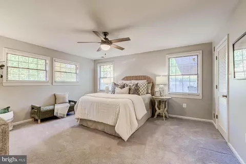 Bedroom - 5303 Landgrave Ln, Springfield, VA 22151 photo 1 of 8