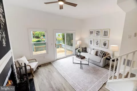 11116 Glade Dr, Reston, VA 20191 photo 15