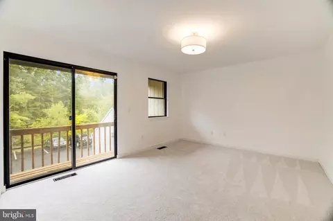 11116 Glade Dr, Reston, VA 20191 photo 32