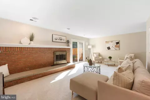 9023 Blarney Stone Dr, Springfield, VA 22152 photo 30