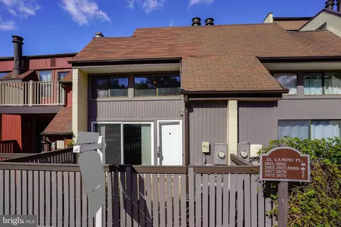 3863 El Camino Pl #3, Alexandria, VA 22309
