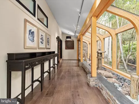Entry Way - 5833 Upton St, Mclean, VA 22101 photo 3 of 9