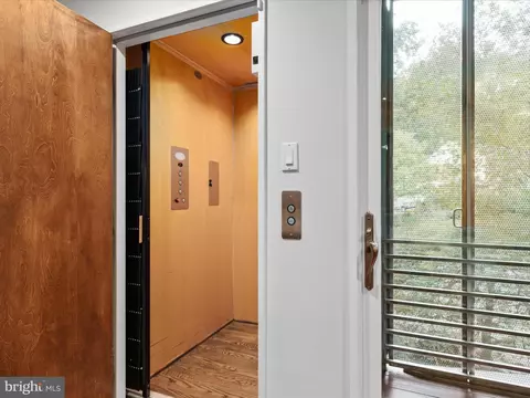 Entry Way - 5833 Upton St, Mclean, VA 22101 photo 9 of 9