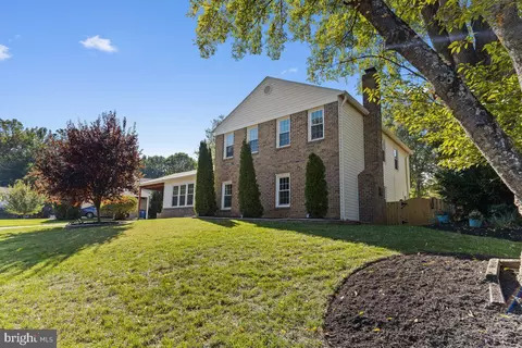 Exterior - 7312 Langsford Ct, Springfield, VA 22153 photo 4 of 12