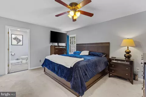 Bedroom - 7312 Langsford Ct, Springfield, VA 22153 photo 2 of 7