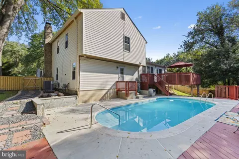 Exterior - 7312 Langsford Ct, Springfield, VA 22153 photo 10 of 12