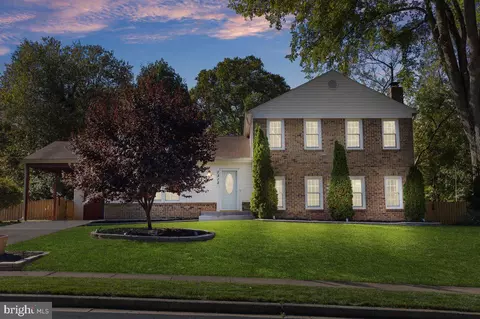 7312 Langsford Ct, Springfield, VA 22153