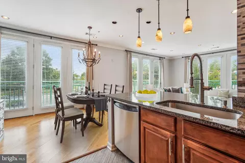 12000 Market St #174, Reston, VA 20190