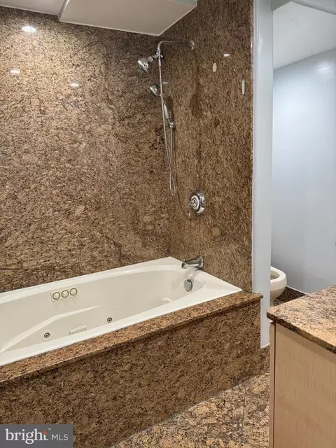 Bath - 7113 Catlett St, Springfield, VA 22151 photo 2 of 3