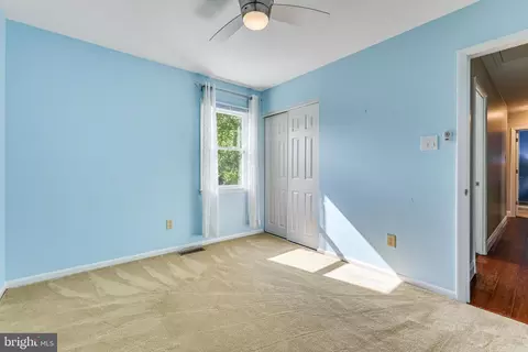 Bedroom - 13555 Tabscott Dr, Chantilly, VA 20151 photo 8 of 9