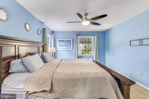 Bedroom - 13555 Tabscott Dr, Chantilly, VA 20151 photo 3 of 9