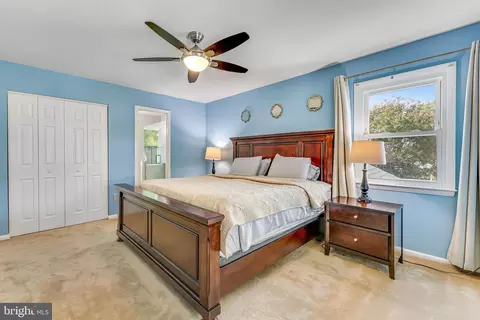 Bedroom - 13555 Tabscott Dr, Chantilly, VA 20151 photo 2 of 9