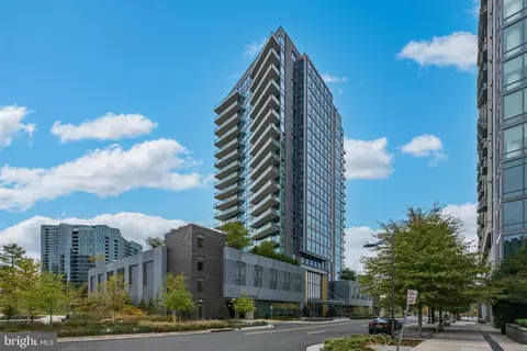 7887 Jones Branch Dr #1006, Mclean, VA 22102