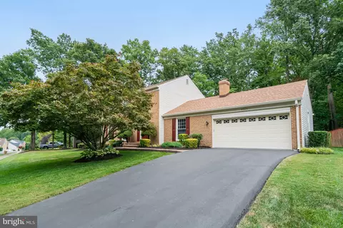 8921 Peoria Ct, Springfield, VA 22153 photo 3