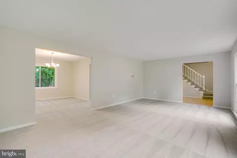 8921 Peoria Ct, Springfield, VA 22153 photo 7