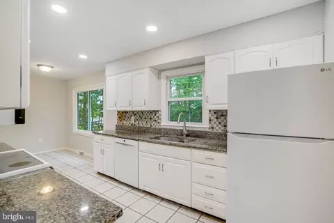 8921 Peoria Ct, Springfield, VA 22153 photo 17