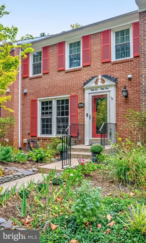 5254 Lonsdale Dr, Springfield, VA 22151