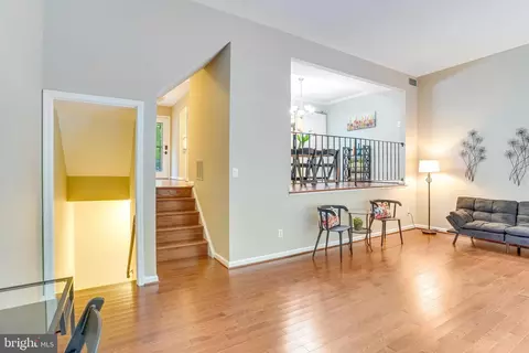 5254 Lonsdale Dr, Springfield, VA 22151 photo 7