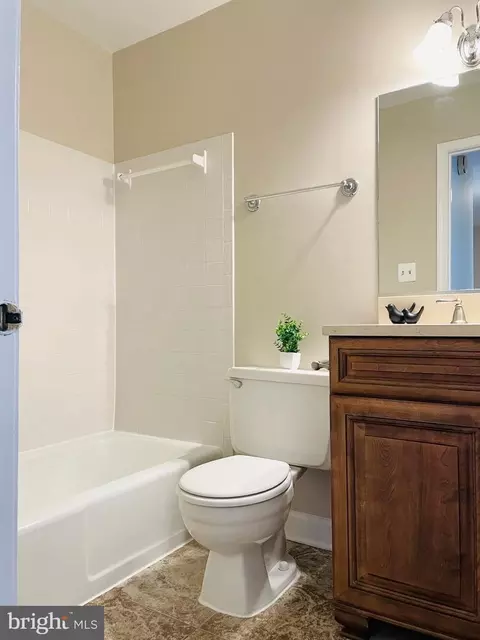 6608 Green Ash Ct, Springfield, VA 22152 photo 15