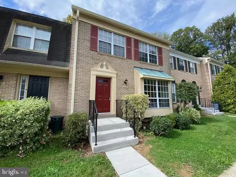 6608 Green Ash Ct, Springfield, VA 22152 photo 3