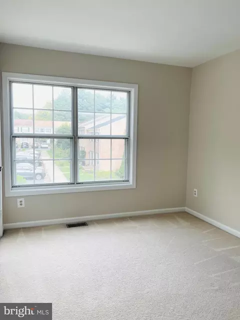 6608 Green Ash Ct, Springfield, VA 22152 photo 17