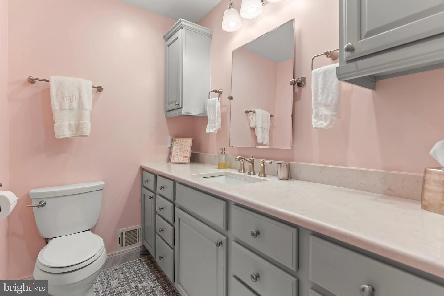 Bath - 8400 Finlay Ct, Springfield, VA 22153 photo 1 of 4